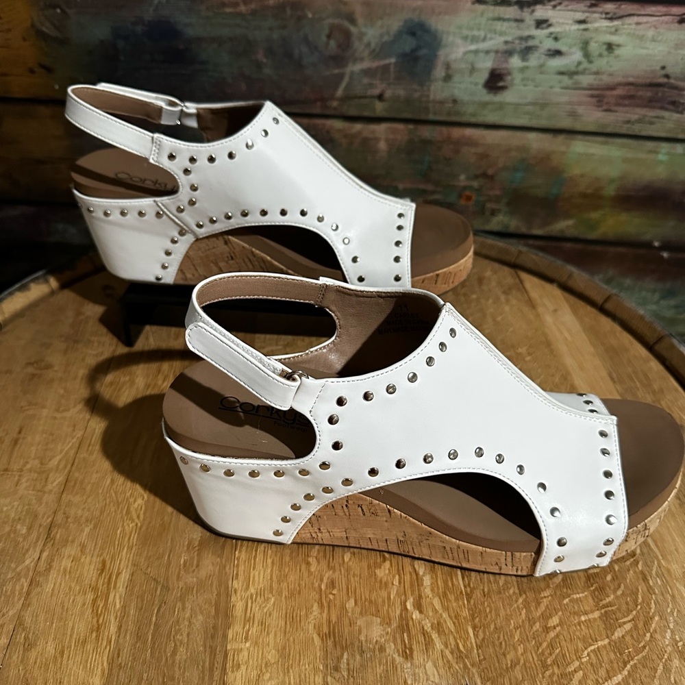 ✨ NEW Corky’s Carly Ivory Studded Wedge Heels – Size 11 ✨